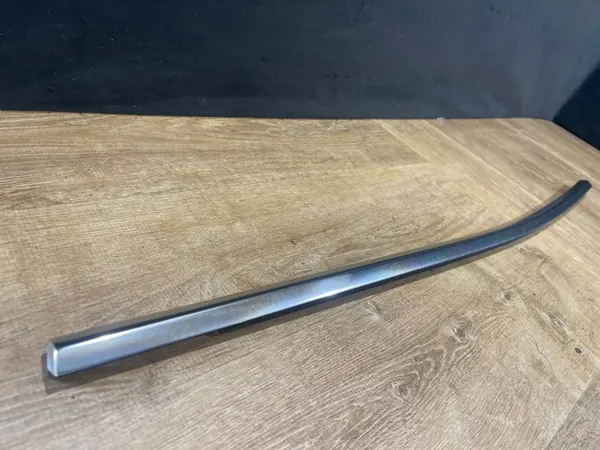 Moldura Porta Traseira Esquerda Jaguar E-Pace OEM J9C325597AA image 2