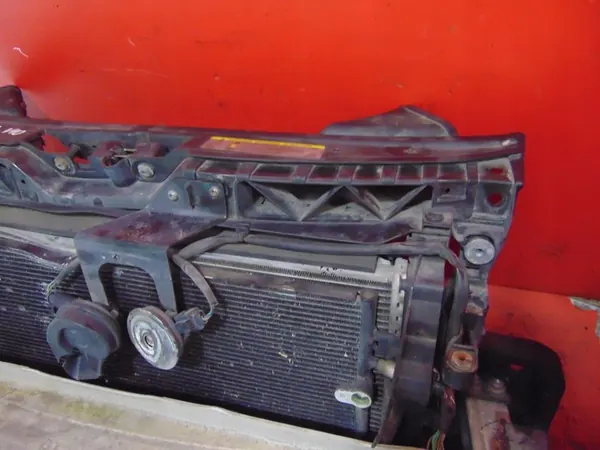 AUDI S6 C6 5.2 V10 Conjunto de Radiador Frontal OEM image 4