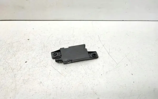 BMW X3 F25 Antennförstärkare OEM 9142092 Begagnad image 2