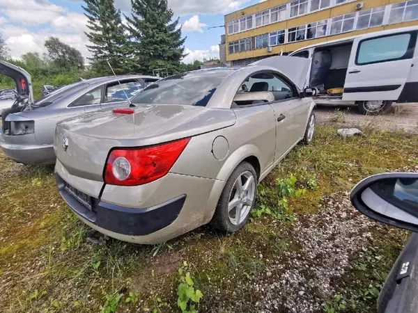 Supporti motore e cambio Renault Megane 2004 1.6L OEM image 8