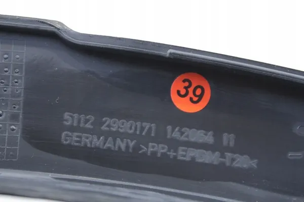 Takakannen vasen lokasuojan verhoilu BMW E84 X1 image 5