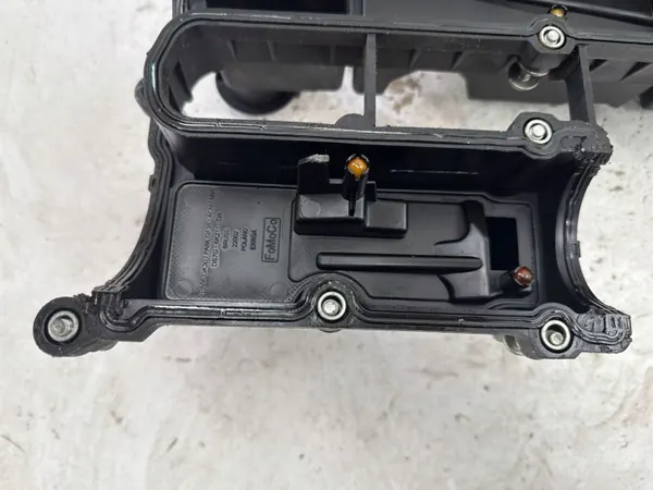 Venttiilikansi Ford Fusion II OEM DS7G6K271DB image 7