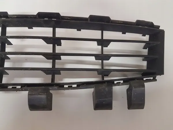 Front Grill Renault Megane II image 7