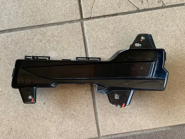 Copertura faro antinebbia destro Tesla Mdl Y 1490023-00-A image 2