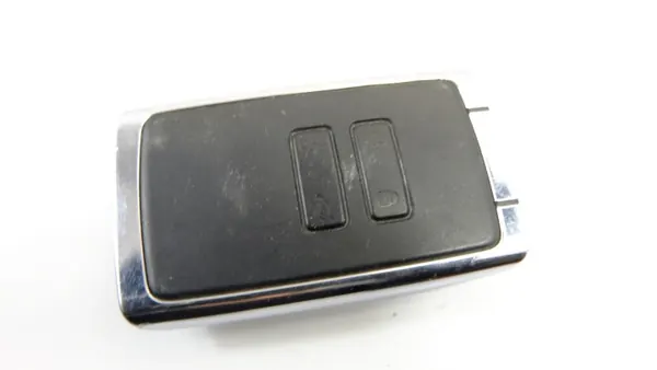 Tarjeta Llave Renault Megane IV OEM 7812D-IK4CH01 image 8