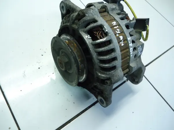 NISSAN X-TRAIL 2.2DCI YD22 Vaihtovirtageneraattori image 2