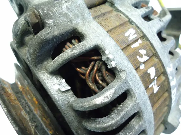 NISSAN X-TRAIL 2.2DCI YD22 Vaihtovirtageneraattori image 3