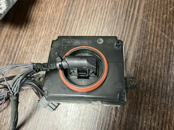 Module de contrôle des feux OEM 7PP941572A pour VW image 4