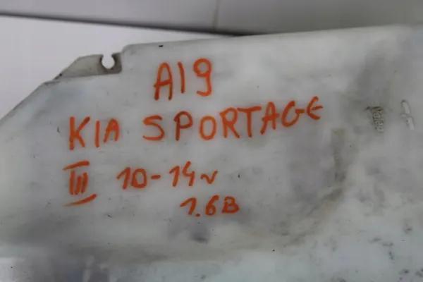 Spolarbehållare OEM 360213209 för Kia Sportage image 5