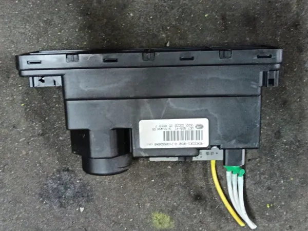 Pompe de verrouillage central OEM 2108002648 Mercedes W210 image 2
