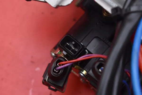 Luftfjädringskompressor OEM 4430200111 BMW E39 image 10