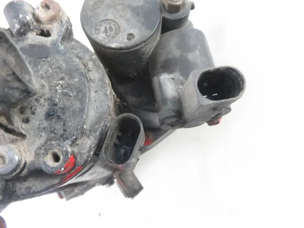 Mercedes W220 Suspension Compressor EBLV0010D image 5