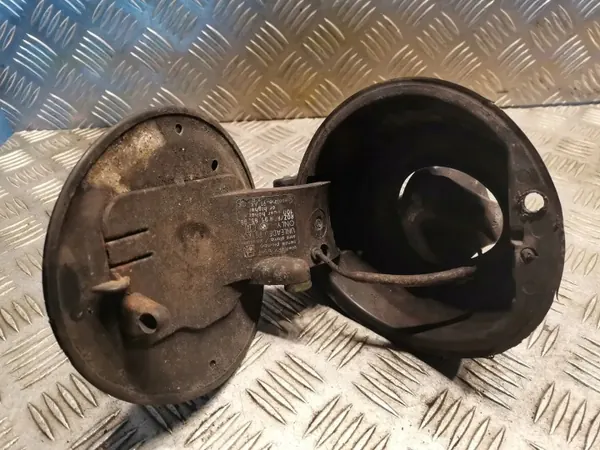 Tampa de combustível BMW Z4 E85 OEM 7012738 - Usado image 3