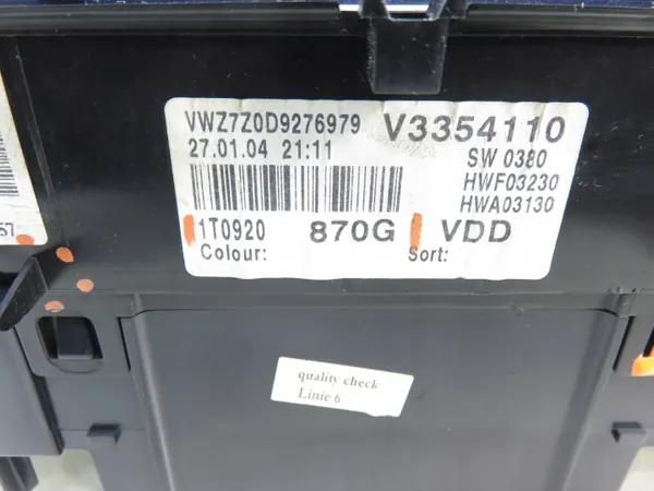 Cuentakilómetros VDO OEM 1T0920870G para VW Touran I 2.0 TDI image 4