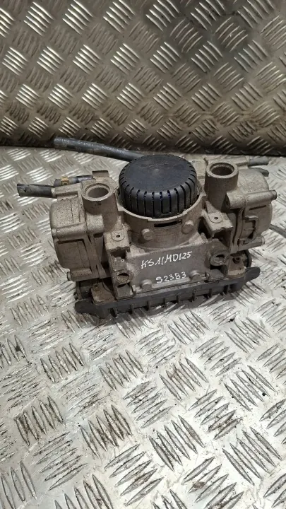Wabco 4801041070 Modulador de eixo usado image 2
