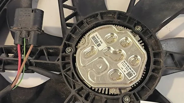 Ventilateur de Radiateur Skoda Superb III 1.5 TSI 5Q0121203DE image 4