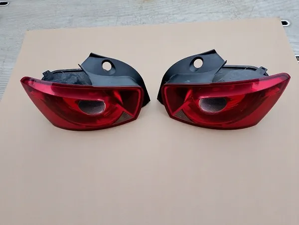 Lámpara trasera izquierda o derecha Seat Ibiza IV HB 6J4945095K 6J4945096K image 2