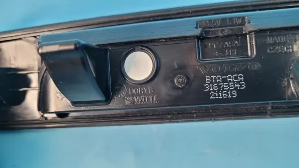 Volvo XC90 II Kofferraumgriff OEM 31675543 image 10