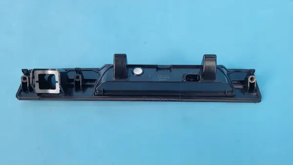 Volvo XC90 II Kofferraumgriff OEM 31675543 image 7