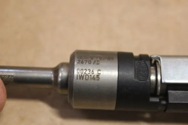 Injecteur de Carburant VW Atlas Touareg II 3.6 FSI image 6