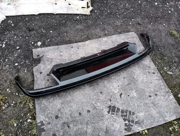 Skoda Octavia IV VRS Achterbumper Spoiler OEM 5E7807521E image 3