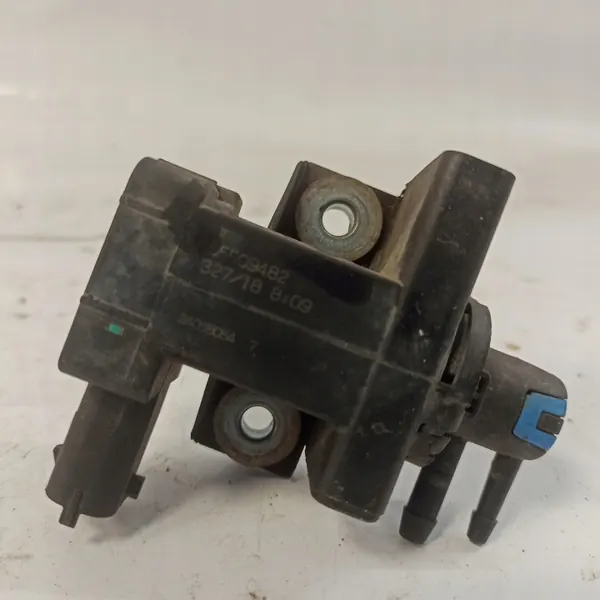 Turbo-tyhjiöventtiili OEM 55509482 Opel Astra V:lle image 10