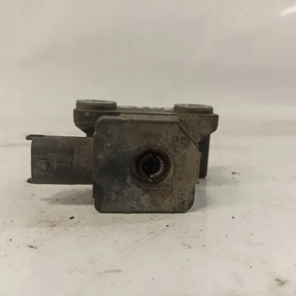 Turbo-tyhjiöventtiili OEM 55509482 Opel Astra V:lle image 3