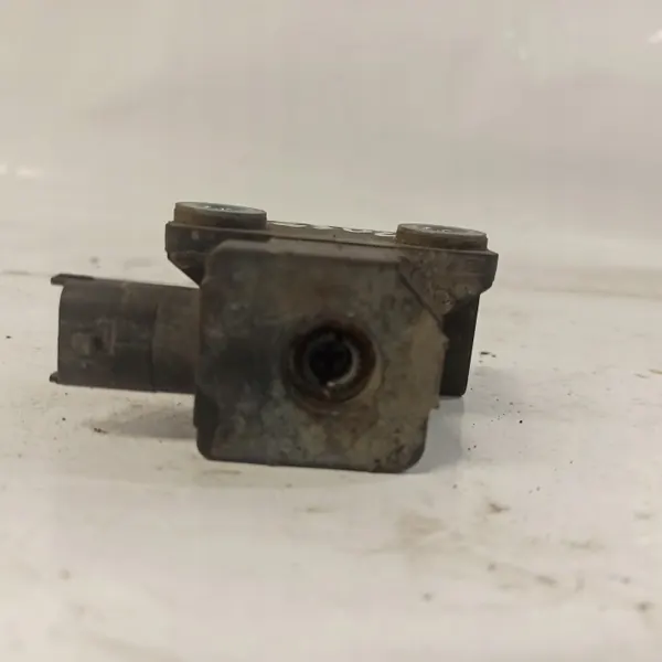 Turbo-tyhjiöventtiili OEM 55509482 Opel Astra V:lle image 7