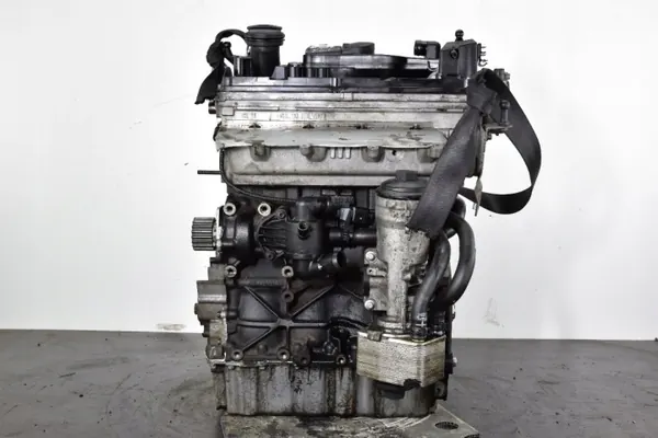 VW Golf VI Passat CC B6 Audi A3 2.0 TDI Motor CBA OEM Y677777 image 4