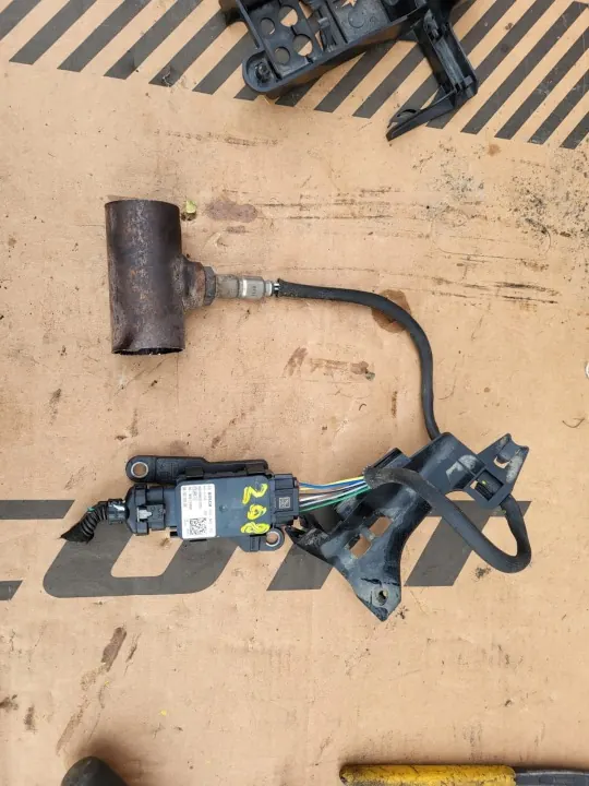Peugeot NOx-Sensor OEM 9816276480 - Gebraucht image 2