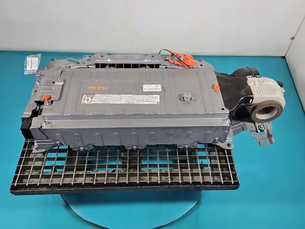 Batería híbrida Toyota usada OEM G9280-12020 image 2