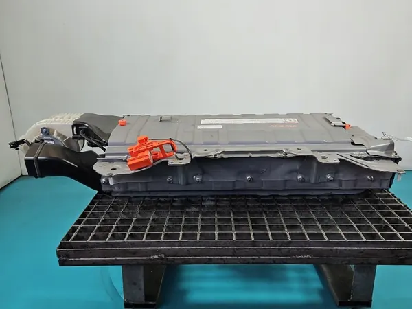 Batería híbrida Toyota usada OEM G9280-12020 image 6