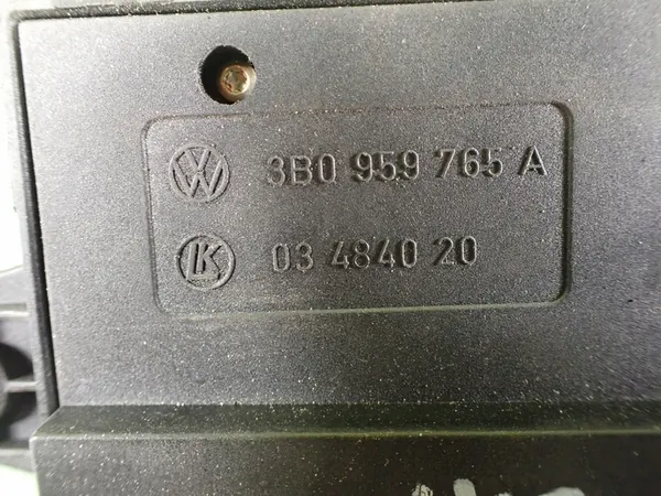 Relämoduuli Seat Leon I 2003 3B0959765A image 3