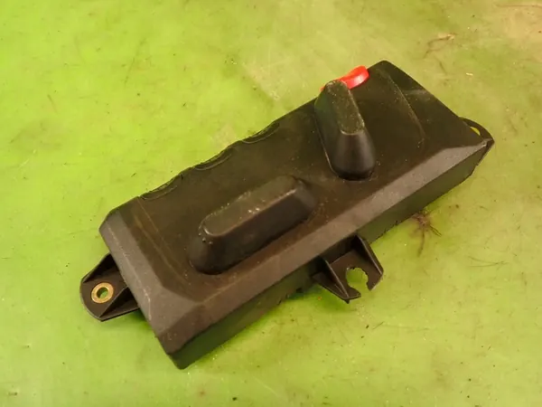 Relämoduuli Seat Leon I 2003 3B0959765A image 4