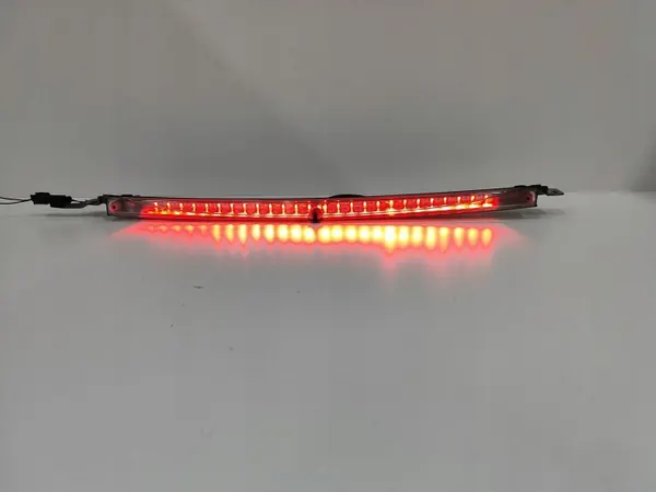 Troisième feu stop OEM 229821 pour BMW 5 E60/E61 image 2