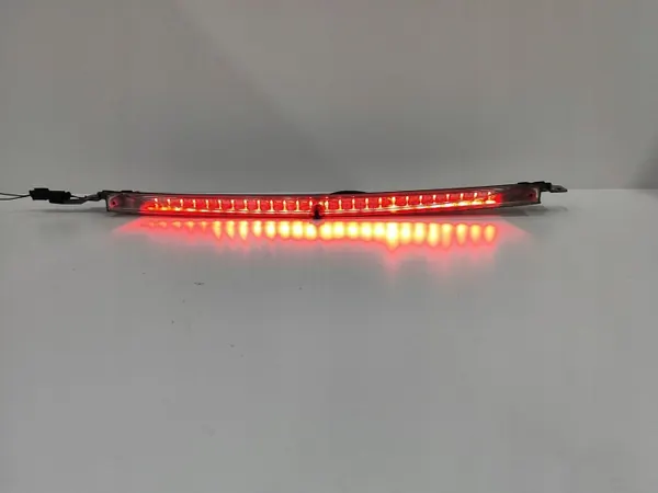 Troisième feu stop OEM 229821 pour BMW 5 E60/E61 image 5