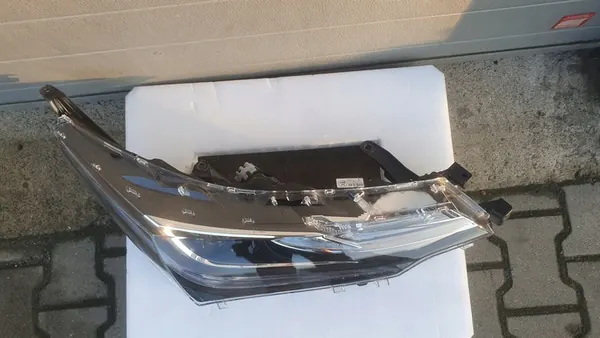 FARO DELANTERO DERECHO TOYOTA COROLLA E16 16-18R FULL LED image 4