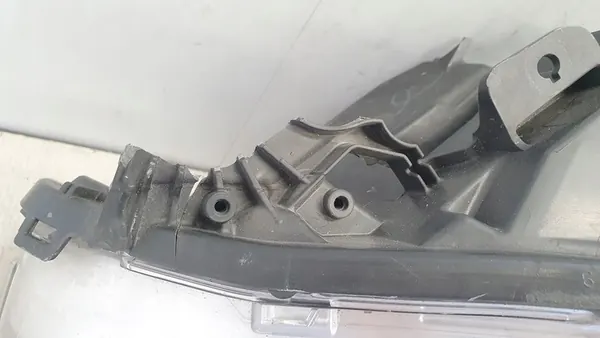 Linker Voorlicht Peugeot 208 Lift image 10