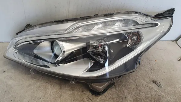 Linker Voorlicht Peugeot 208 Lift image 2