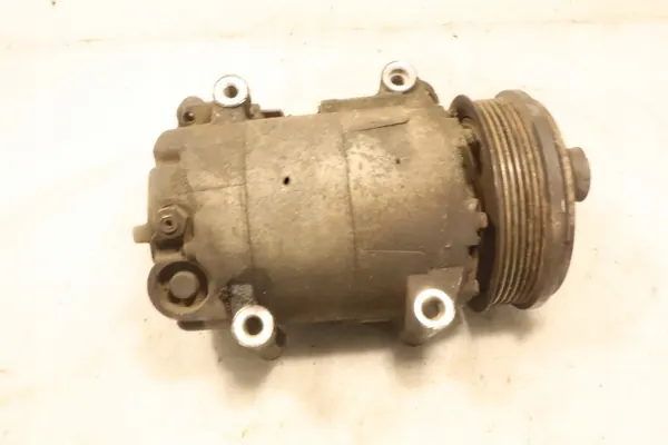 Ilmastointikompressori Ford Focus II MK2 1.6TDCI OEM image 2