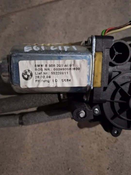 BMW E61 takaluukunostotin OEM 8986201 image 4