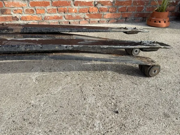 MERCEDES ATEGO 815 Hinterfedern Satz - OEM Teile image 7
