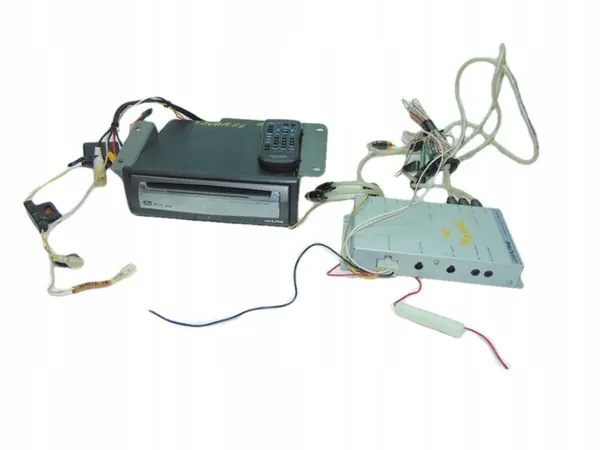 Alpine DVD-Einheit OEM TMEM780 für VW Touareg I image 3