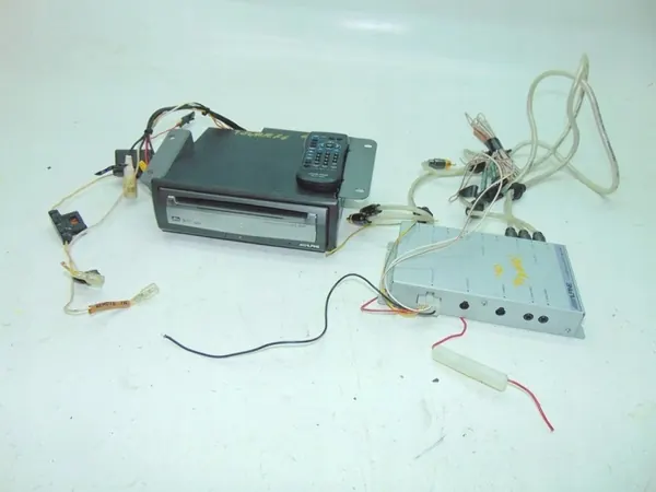 Alpine DVD-Einheit OEM TMEM780 für VW Touareg I image 4