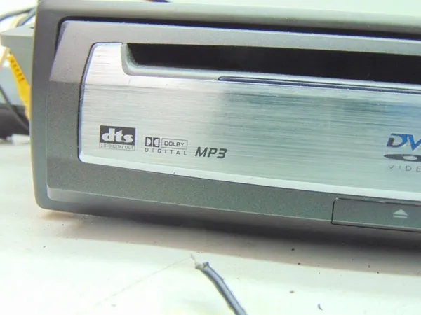 Alpine DVD-Einheit OEM TMEM780 für VW Touareg I image 8