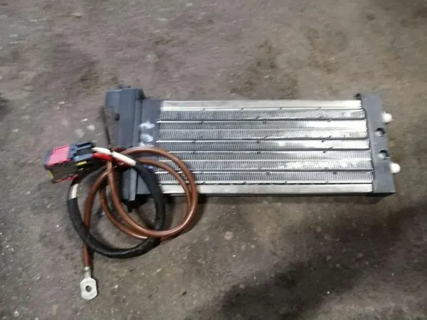 Lämmitysydin OEM 666909HA Peugeot 407 2.0L Diesel image 2