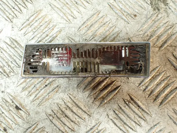 OEM 5ZH29TRMAA Chrome Untere Heckpfeilerleiste Dodge RAM image 7