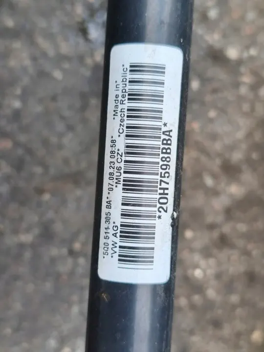 VW TIGUAN II Taka Kelkka + Vas. Kääntötappi OEM 3Q0505235AH image 4