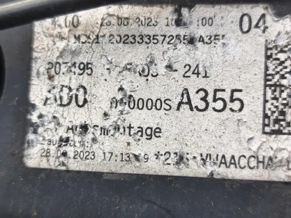VW TIGUAN II Taka Kelkka + Vas. Kääntötappi OEM 3Q0505235AH image 5