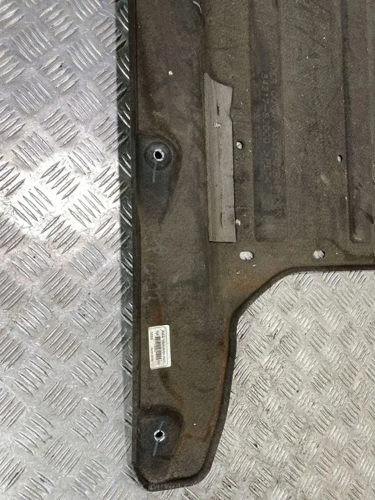 Hyundai Santa Fe onderbodembescherming OEM FBZ20078 image 4